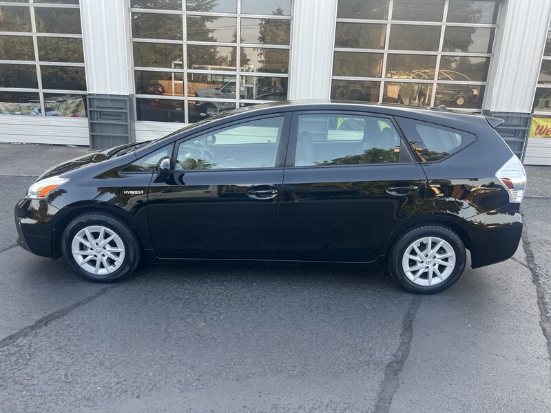 toyota prius v 2014 JTDZN3EU6EJ001161 image toyota prius v 2014 JTDZN3EU6EJ001161 image